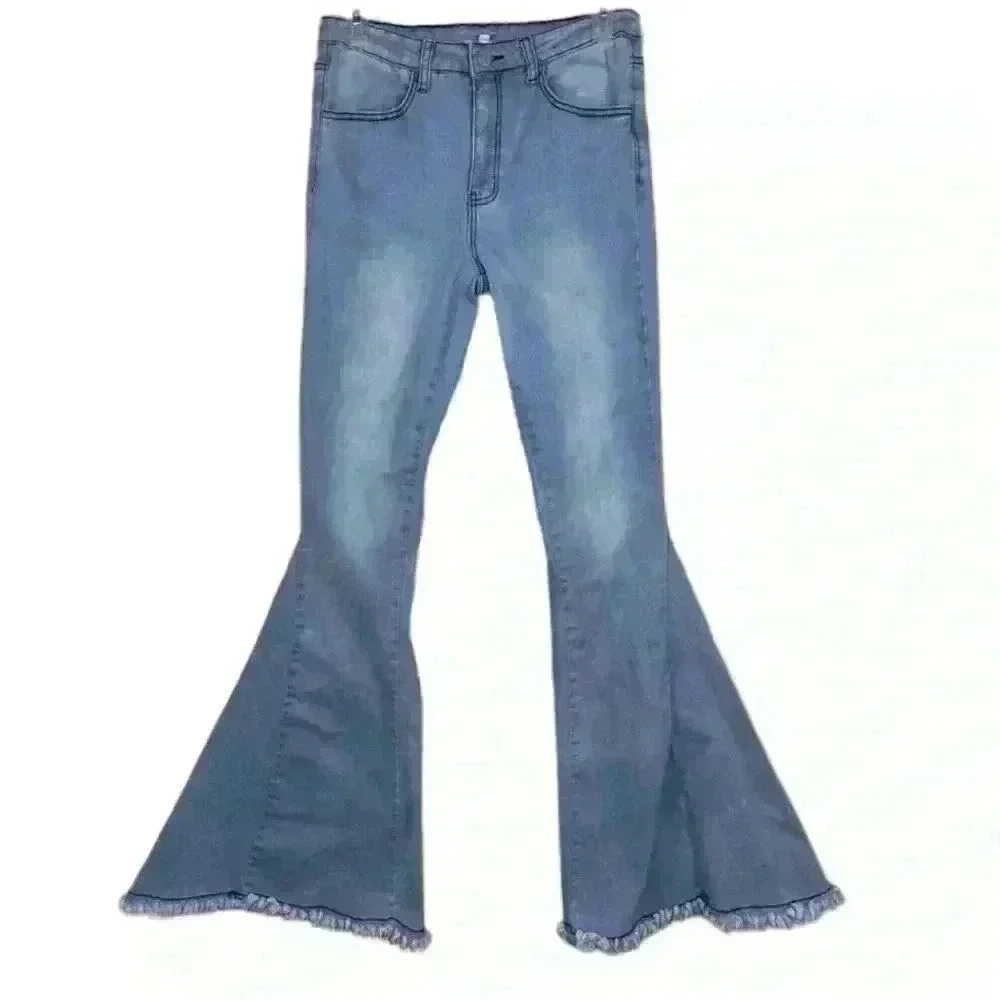 Altar'd State Tennley Flare Raw Hem Bell Bottom Jeans Womens size L